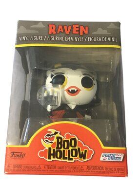Funko BOO HALLOWEEN RAVEN Vampire Vinyl Character Holding Candelabra